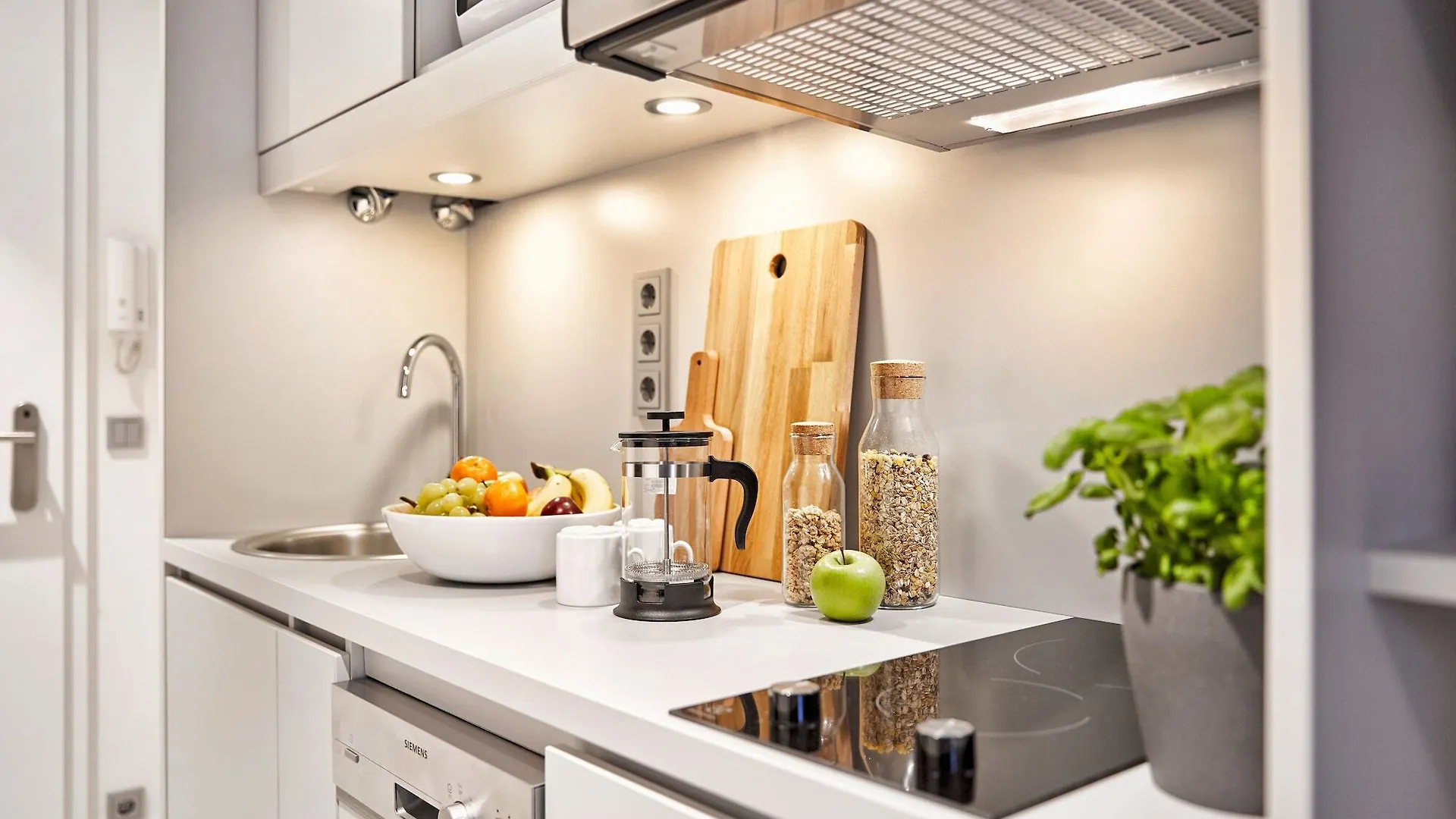 H.ome Serviced Apartments München 3*, Múnich